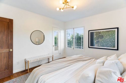 1520 Columbia Dr, Glendale CA  91205-3508 exterior