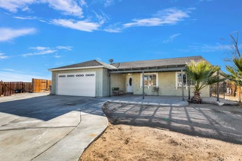10467 Jasper Ct, El Mirage, CA 92301-2405