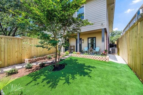 5037 Byers Ave, Fort Worth TX  76107-4129 exterior