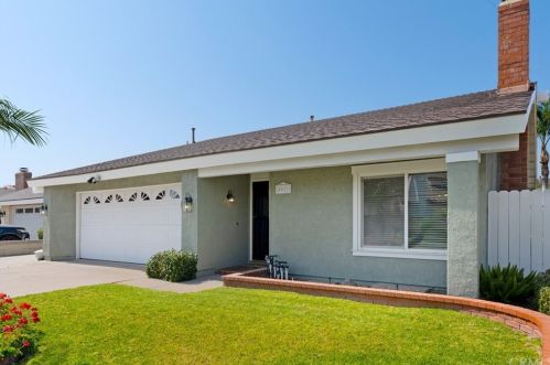 5921 Avenida Arbol, Anaheim CA  92807-3220 exterior