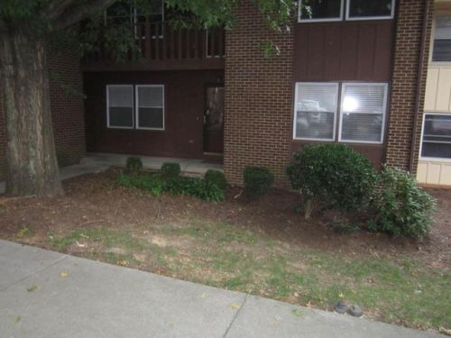 1742 Donlee Dr, Blacksburg, VA 24060-6001