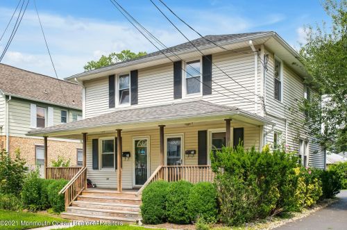 25 Carmen Pl, Tinton Falls NJ  07701-1414 exterior