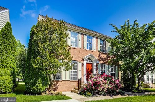 6005 Abernethy Ln, Gainesville, VA 20155-4505