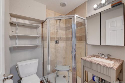 15655 Kettle Pl, Englewood CO  80112-4748 exterior