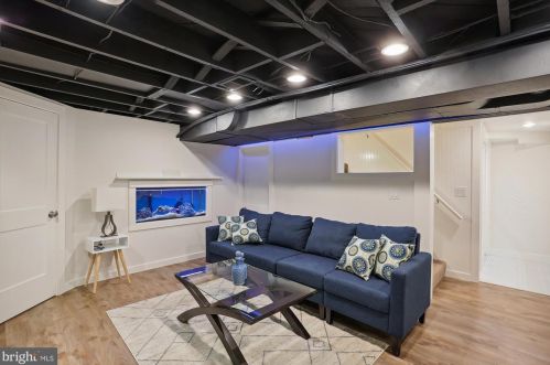 903 Kerwin Rd, Silver Spring MD 20901-1752 exterior