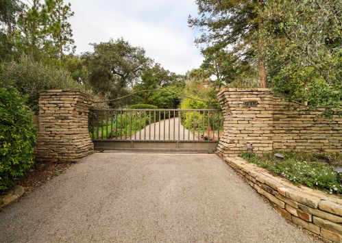 2332 Las Canoas Rd, Santa Barbara, CA 93105-2115