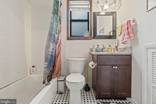 716 10th St, Philadelphia PA 19148-5006 exterior