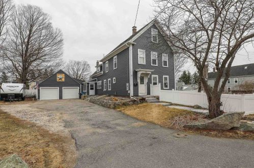 9 Mount Washington St, Derry, NH 03038-2009
