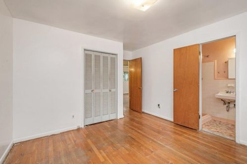 558 Larchmont Dr, Atlanta GA  30318-7112 exterior