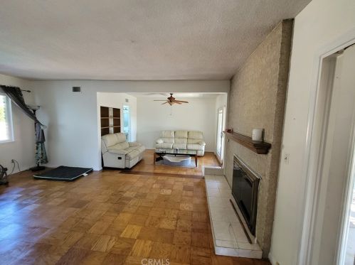 937 Cambria St, Anaheim CA  92801-3220 exterior