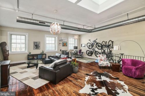 36 Front St, Philadelphia, PA 19106-3019