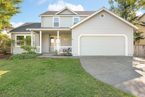 118 Summer Wheat Dr, Windsor, CA 95492-8647