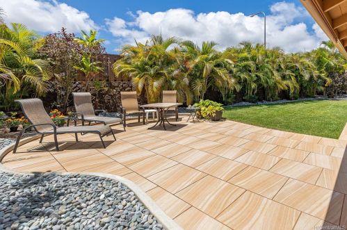94-233 Awiwi Pl, Mililani, HI 96789-1833