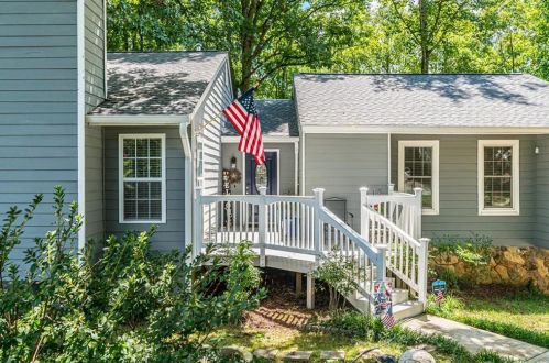 2750 Shady Hill Ct, Lithonia, GA 30039-4204