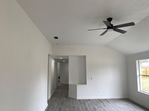 6501 Bramber Ln, Austin TX  78754-5714 exterior