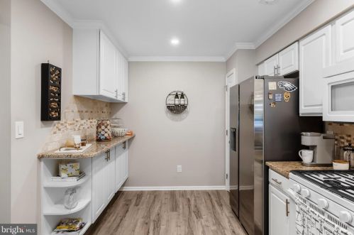 6406 Coventry Way, Mount Laurel NJ  08054-6703 exterior