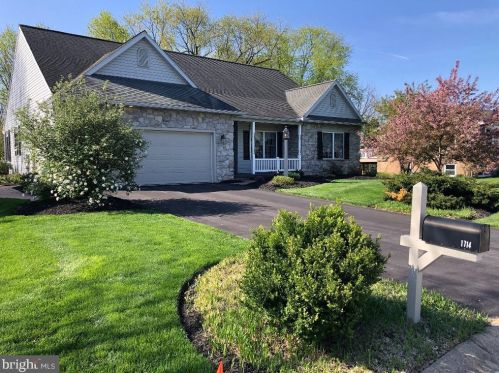 1714 Valette Dr, Lancaster, PA 17602-1330
