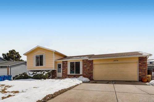 17774 Arizona Pl, Denver, CO 80017-4313