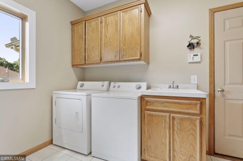 1380 Currie St, Saint Paul MN  55119-3058 exterior
