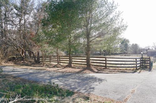 251 Route 539, Upper Freehold Township, NJ 08514-1518