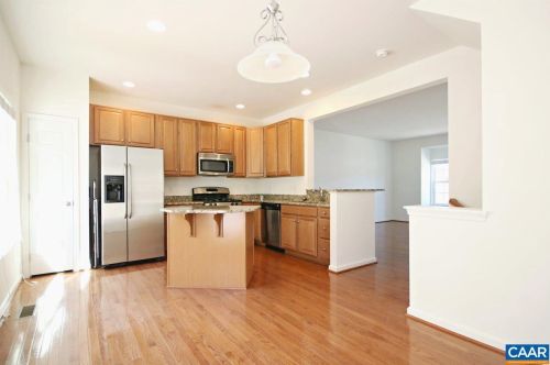 1935 Asheville Dr, Charlottesville, VA 22911-3570