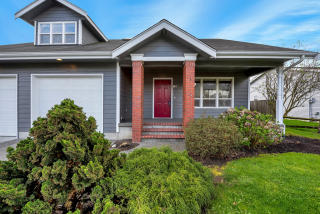 403 Dennison Ln, Everson, WA 98276-8900