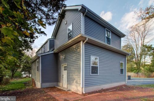 421 Brentwood Blvd, Princeton NJ  08540-8660 exterior