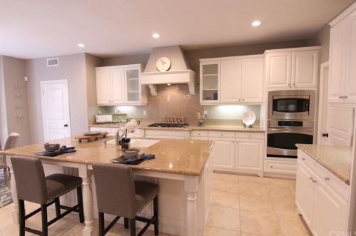 23 Habitat, Irvine, CA 92618-8819
