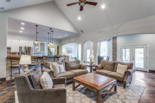 151 Coronado Bend Ct, Fort Worth TX  76108-9654 exterior