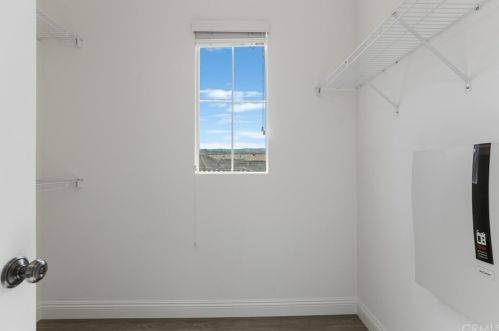 127 Danbrook, Irvine CA  92603-1024 exterior