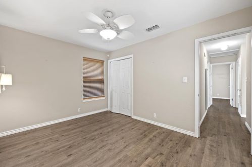 5707 Cedardale Dr, Austin TX  78745-4023 exterior