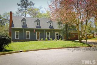 6604 Secret Dr, Raleigh, NC 27612-2435