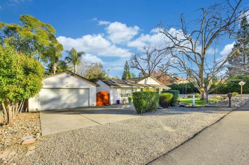 5200 Nugget Rd, Fair Oaks, CA 95628-3922