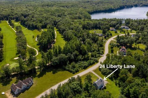 24 Liberty Ln, Barrington, NH 03825-6242