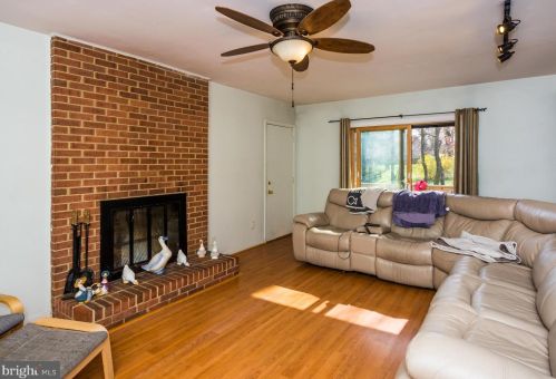 6265 Sandchain Rd, Columbia, MD 21045-4521