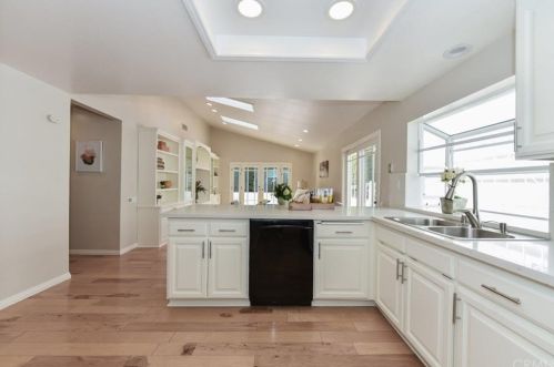 12 Campanero, Irvine CA  92620-1821 exterior