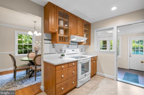 709 Milestone Dr, Silver Spring MD 20904-2735 exterior