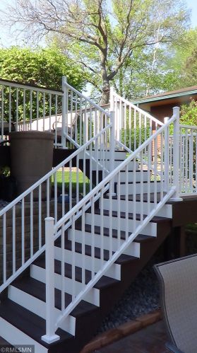 1951 Birch St, Saint Paul MN  55110-4218 exterior
