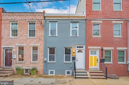 1527 Manton St, Philadelphia, PA 19146-3128