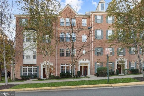 2665 Sheffield Hill Way, Woodbridge, VA 22191-6544