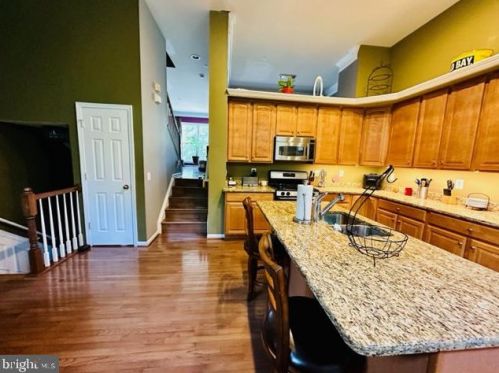 1637 Treetop Vw Ter, Silver Spring MD 20904-4213 exterior