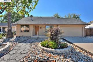 1440 Wilton Rd, Livermore, CA 94551-1538