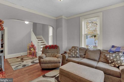 717 York St, Hanover PA 17331-3228 exterior