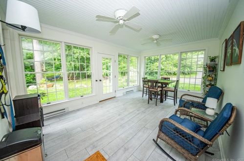 6 Shady Dell Ln, Somers CT  06071-2136 exterior