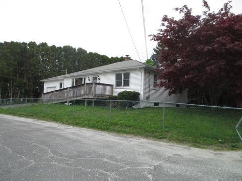 180 Francis St, Waterbury, CT 06708-4159