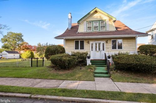 228 Huff Ave, Trenton, NJ 08618-2818