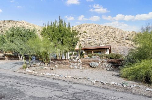 48974 Vista Dr, Morongo Valley, CA 92256-9477