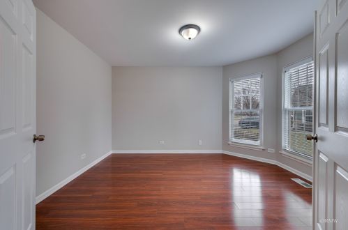 1080 Rockport Dr, Carol Stream IL  60188-2986 exterior