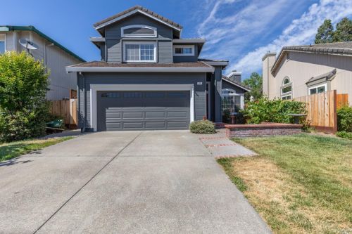 260 Flametree Cir, Windsor, CA 95492-8106