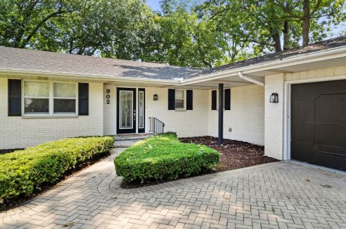 902 Valencia Dr, Joliet, IL 60404-9171